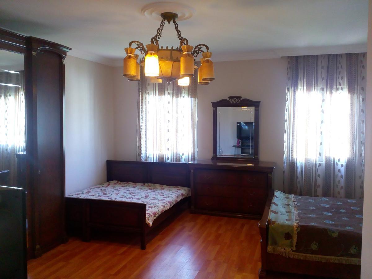 Mini Hotel On Guramishvili 22 코불레티 외부 사진