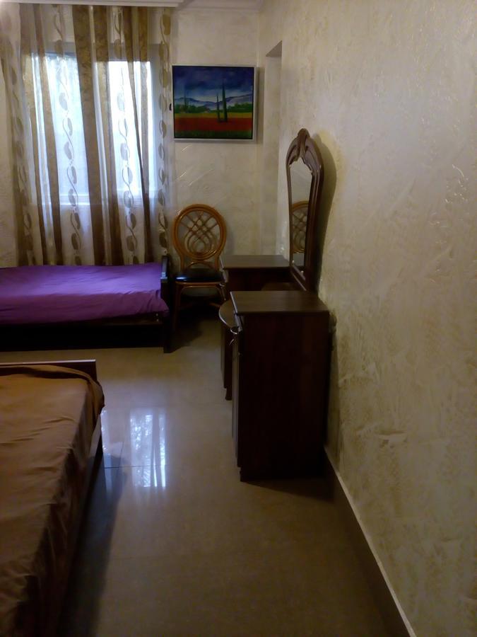 Mini Hotel On Guramishvili 22 코불레티 외부 사진