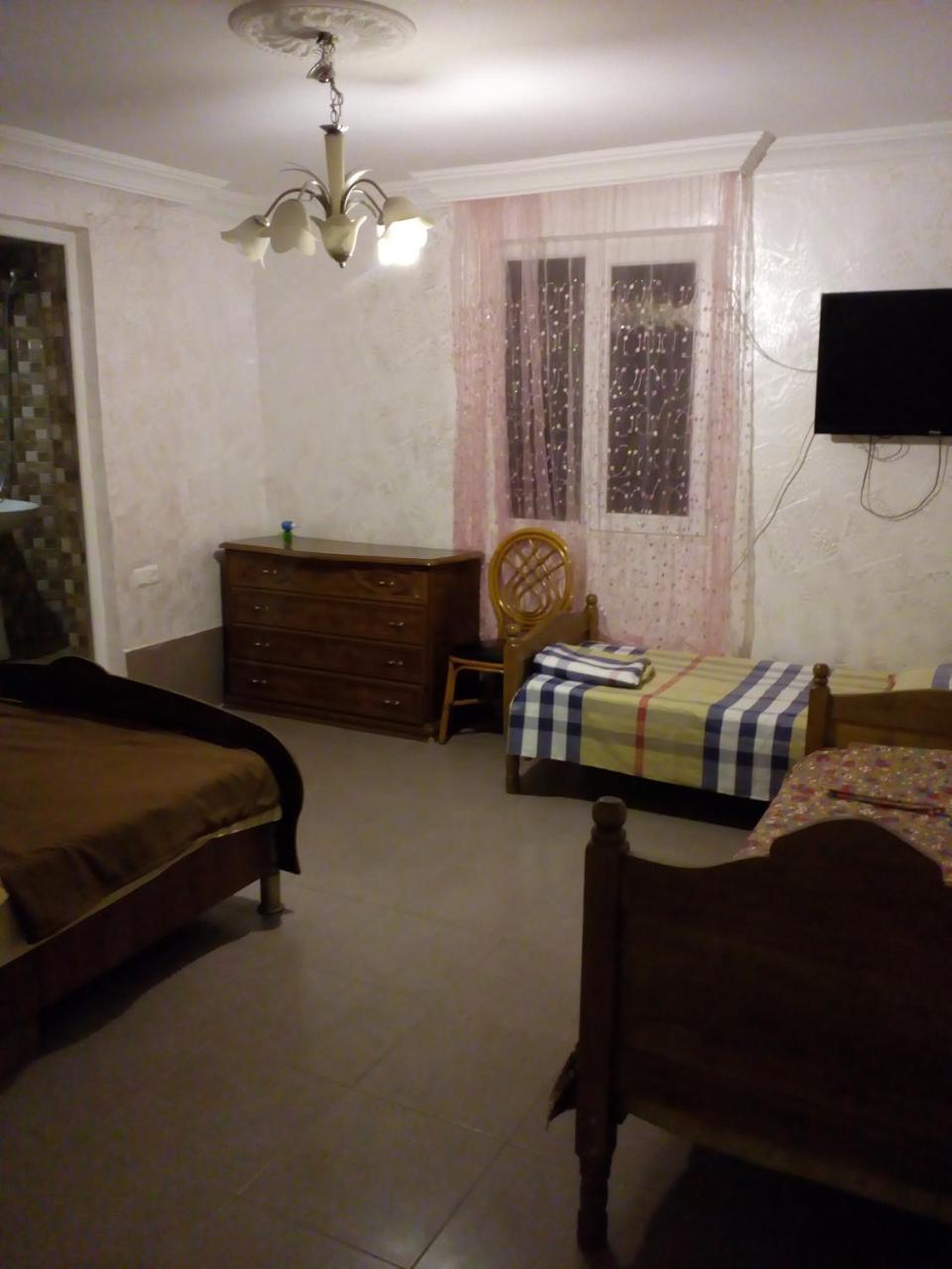 Mini Hotel On Guramishvili 22 코불레티 외부 사진