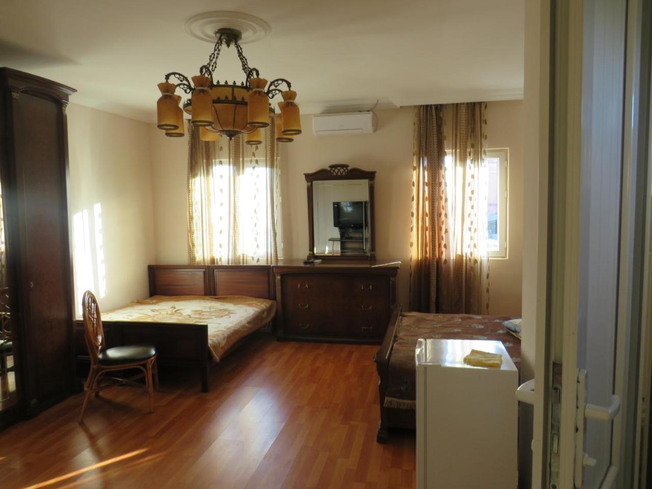 Mini Hotel On Guramishvili 22 코불레티 외부 사진