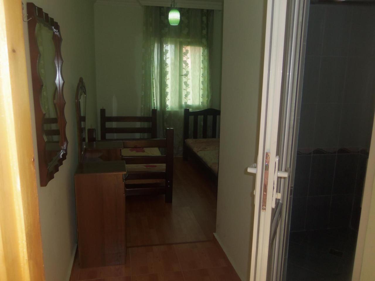 Mini Hotel On Guramishvili 22 코불레티 외부 사진
